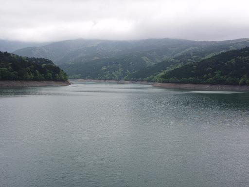 井川湖.jpg