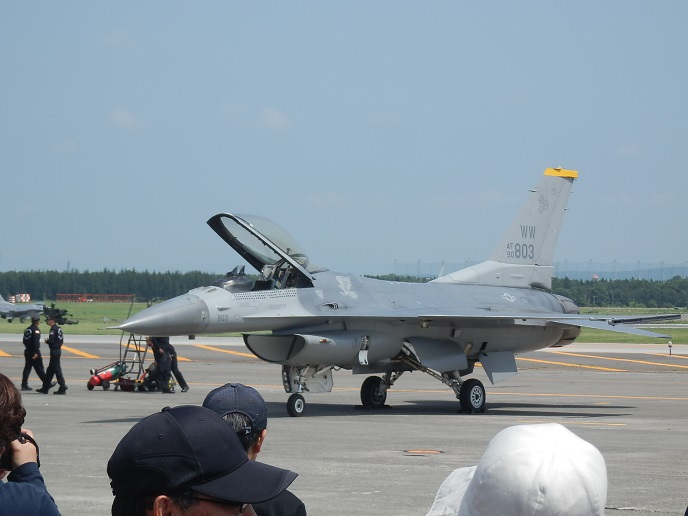 F-16C_1.jpg