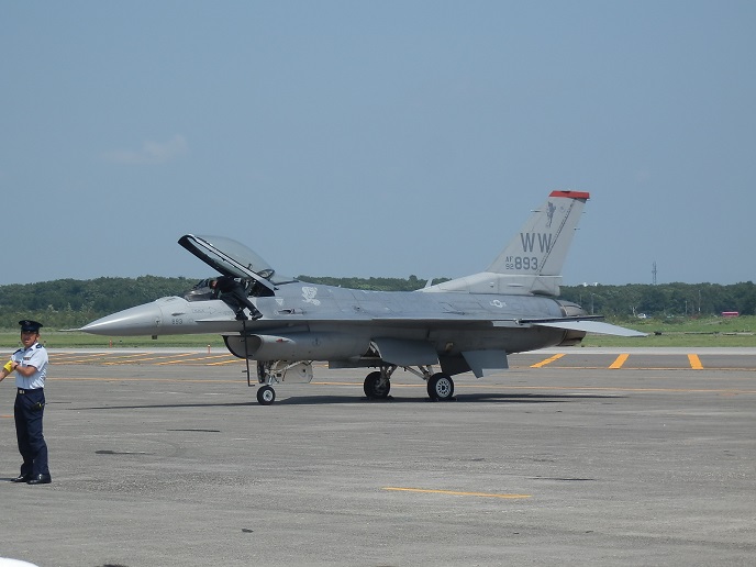 F-16C_2.jpg